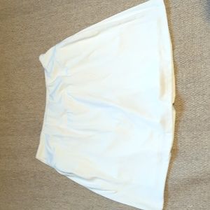 Women's yogipace skort size large NWT
